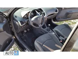 Utilizat 2010 Peugeot 206 Hatchback | 3.699 EUR
