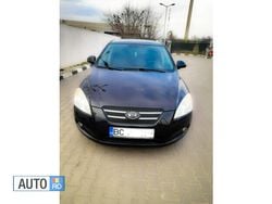 Negru Utilizat 2008 Kia Ceed Hatchback | 2.950 EUR (Puțin scump)