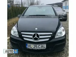 Negru Utilizat 2011 Mercedes B180 Monovolum | 4.760 EUR (Preț OK)