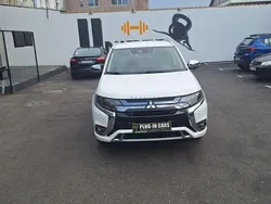 Alb Utilizat 2020 Mitsubishi Outlander P-HEV Top SUV | 22.600 EUR (Preț OK)