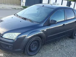 Gri Utilizat 2006 Ford Focus Hatchback | 1.400 EUR (Preț bun)
