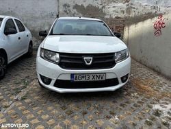 Alb Utilizat 2016 Dacia Logan Berlinǎ | 3.500 EUR (Preț bun)