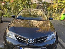 Culoarenegru Utilizat 2014 Toyota Auris Hybrid Edition-S Break | 8.990 EUR (Preț OK)