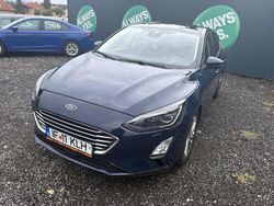 Alb Utilizat 2016 Ford Focus Hatchback | 12.800 EUR (Scump)