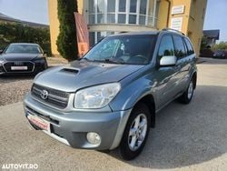 Gri Utilizat 2005 Toyota RAV4 SUV | 2.670 EUR (Super Preț)