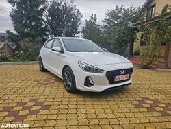Culoarealb Utilizat 2018 Hyundai i30 Premium Hatchback | 8.750 EUR (Preț OK)