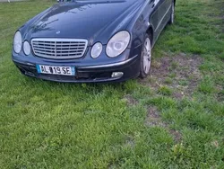 Utilizat 2003 Mercedes E220 Berlinǎ | 1.800 EUR