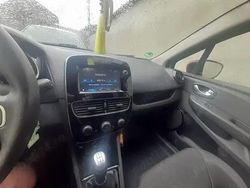 Utilizat 2017 Renault Clio GrandTour Break | 4.500 EUR (Preț bun)