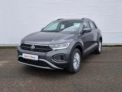 Gri mediu normal Utilizat 2023 VW T-Roc Life SUV | 20.900 EUR (Preț bun)
