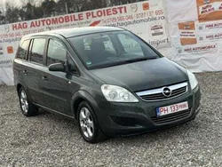 Verde Utilizat 2009 Opel Zafira Monovolum | 3.200 EUR (Preț OK)
