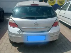 Utilizat 2004 Opel Astra Hatchback | 8.000 EUR