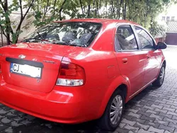 Rosu Utilizat 2005 Chevrolet Kalos Berlinǎ | 1.200 EUR