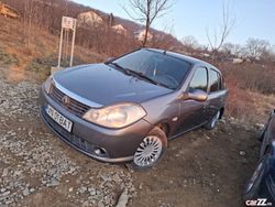 Utilizat 2014 Renault Clio IV | 1.500 EUR