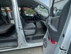 Utilizat 2009 Hyundai H-1 Van | 5.300 EUR