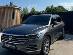 Gri Utilizat 2019 VW Touareg Elegance SUV | 35.700 EUR (Preț bun)