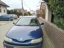 Utilizat 2000 Renault Laguna Break | 1.200 EUR