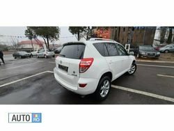 Alb Utilizat 2012 Toyota RAV4 SUV | 9.999 EUR (Scump)