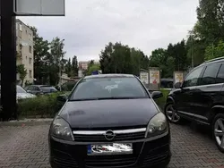 Negru Utilizat 2005 Opel Astra Hatchback | 1.500 EUR (Preț OK)