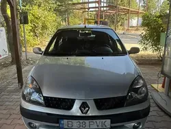 Utilizat 2004 Renault Clio II Berlinǎ | 7.500 EUR