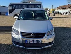 Utilizat 2009 VW Touran Monovolum | 3.650 EUR (Preț OK)