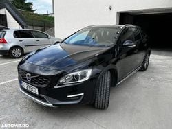 Culoarenegru Utilizat 2016 Volvo V60 CC Summum Break | 11.700 EUR
