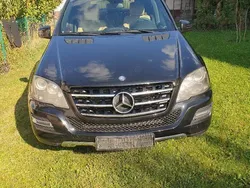 Negru Utilizat 2012 Mercedes ML300 SUV | 8.900 EUR