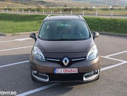 Culoaremaro Utilizat 2016 Renault Grand Scénic IV Authentique Monovolum | 8.590 EUR