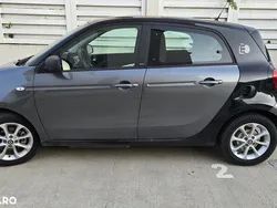 Gri Utilizat 2017 Smart ForFour Electric Drive Passion | 7.990 EUR