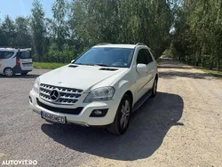 Alb Utilizat 2010 Mercedes ML300 SUV | 9.999 EUR