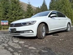 Alb Utilizat 2016 VW Passat Berlinǎ | 13.000 EUR (Super Preț)