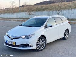 Culoarealb Utilizat 2017 Toyota Auris Hybrid Sol Break | 11.900 EUR (Preț bun)