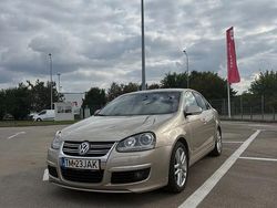 Culoaremaro Utilizat 2008 VW Jetta Sportline Berlinǎ | 5.199 EUR (Scump)