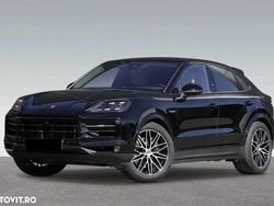 Culoarenegru Utilizat 2024 Porsche Cayenne SUV | 97.889 EUR (Scump)