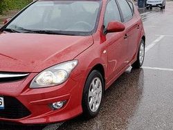 Culoarerosu Utilizat 2011 Hyundai i30 Comfort | 2.750 EUR (Preț OK)