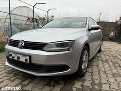Culoareargint Utilizat 2013 VW Jetta Comfortline Berlinǎ | 6.200 EUR (Preț bun)
