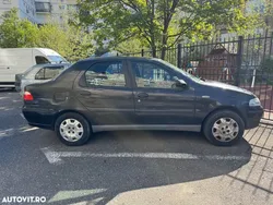 Negru Utilizat 2005 Fiat Albea Star Berlinǎ | 1.450 EUR