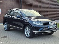 Culoarealbastru Utilizat 2015 VW Touareg Exclusive SUV | 16.990 EUR (Preț OK)