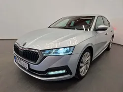 Gri mediu normal Utilizat 2022 Skoda Octavia Style | 23.999 EUR (Preț OK)