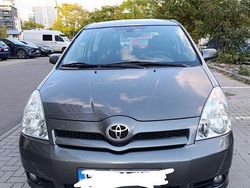 Culoaregri Utilizat 2005 Toyota Corolla Verso Monovolum | 2.600 EUR