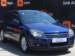 Albastru Utilizat 2005 Opel Astra Classic Berlinǎ | 3.999 EUR