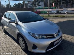 Culoareargint Utilizat 2014 Toyota Auris Luna Hatchback | 7.399 EUR (Preț OK)