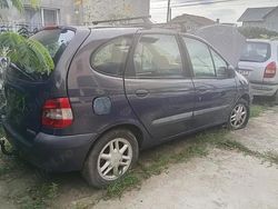 Utilizat 2003 Renault Scénic Monovolum | 500 EUR