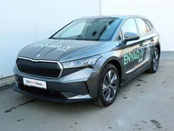 Gri deschis metalic Utilizat 2024 Skoda Enyaq iV SUV | 38.400 EUR