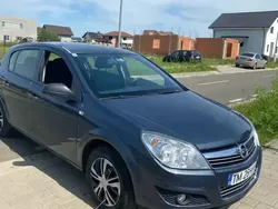 Albastru Utilizat 2007 Opel Astra Hatchback | 1.450 EUR (Preț bun)