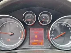 Utilizat 2010 Opel Insignia Berlinǎ | 2.800 EUR (Preț bun)