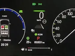 Alb Utilizat 2022 Honda HR-V SUV | 27.900 EUR