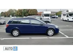 Albastru Utilizat 2005 Opel Astra Break | 2.300 EUR (Preț OK)