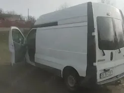 Alb Utilizat 2006 Renault Trafic Van | 1.000 EUR