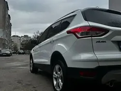 Alb Utilizat 2015 Ford Kuga SUV | 10.200 EUR (Preț bun)