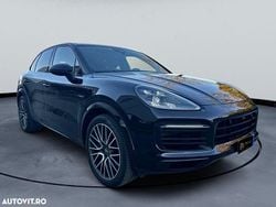 Culoarenegru Utilizat 2020 Porsche Cayenne SUV | 53.499 EUR
